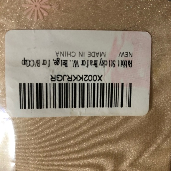 Strapless Lift Up Invisible Bra and Tape - Picture 4 of 8